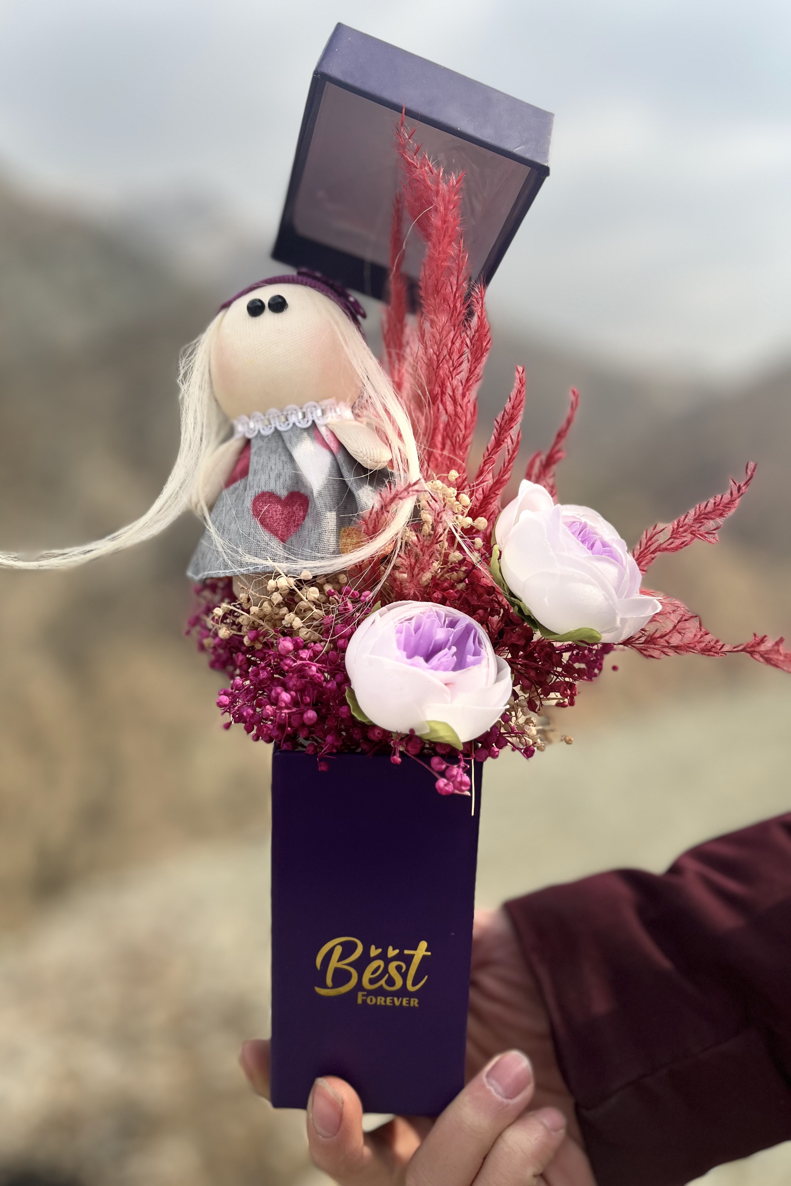 عروسک کادویی