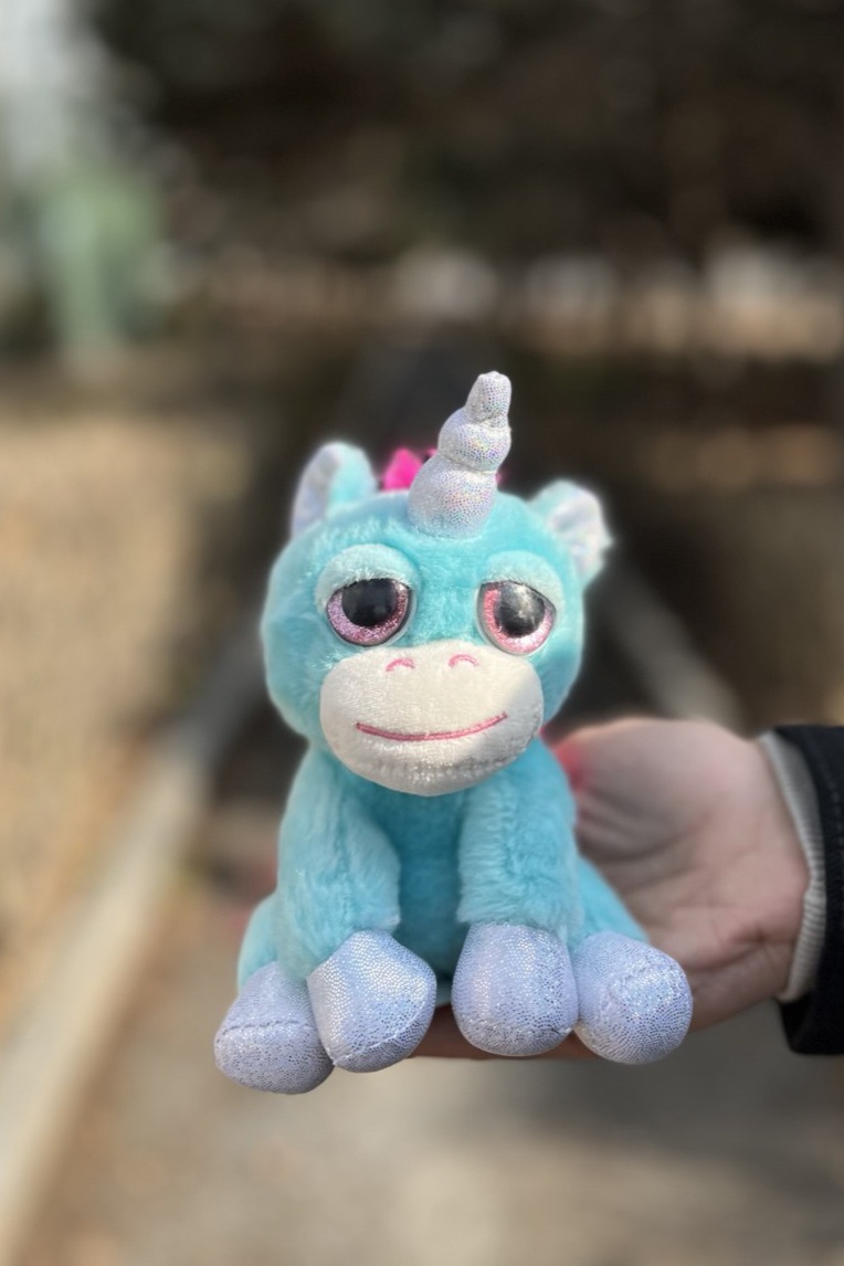 اسب تک شاخ چشم تیله ای